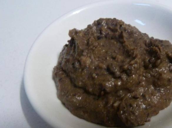 'cheezy' black bean dip