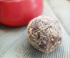 Really Healthy Chocolate Balls