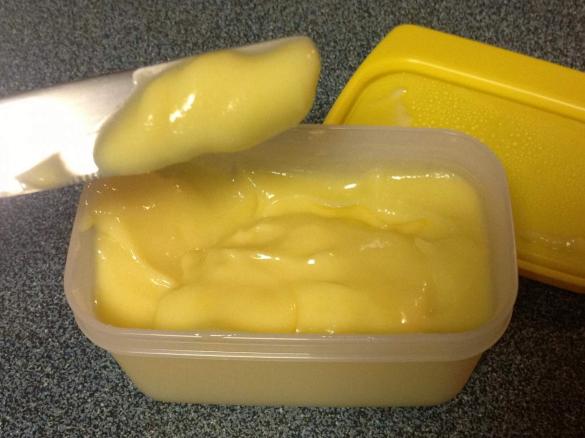 Smooth and Creamy Lemon Butter