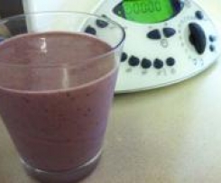 Heidi's almond berry ripe shake