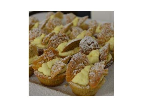 SPELT AND HAZELNUT BUTTERFLY CAKES