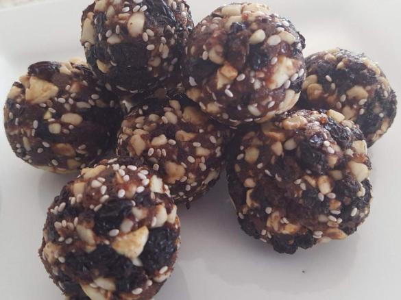 Jaffa Bliss Balls - with doterra Wild Orange Essential Oil