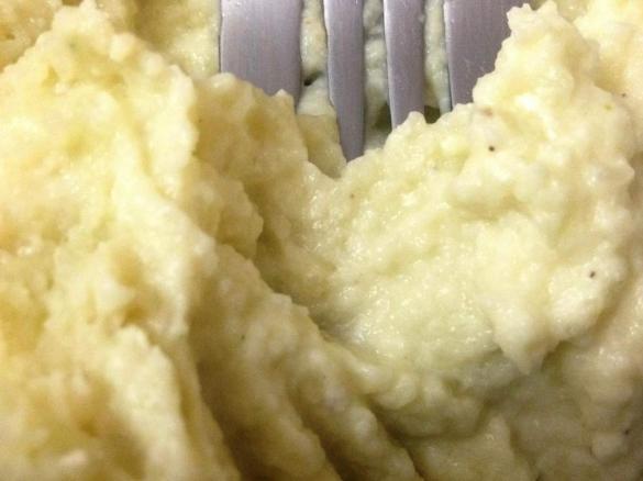 Creamy Cauliflower Mash (Mashed Potato Alternative)