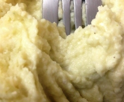 Creamy Cauliflower Mash (Mashed Potato Alternative)