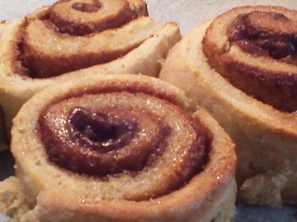 Cinnamon and Maple syrup scrolls