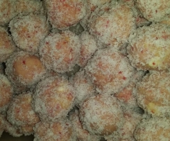 White Choc and Raspberry Cheesecake Balls