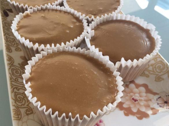 Donna Hay's Caramel Maple Cupcakes with Fudge Frosting