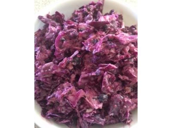 lchf blueberry red cabbage coleslaw