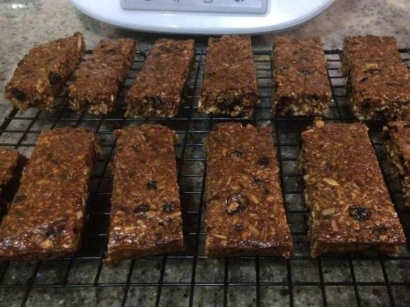 Sweet and Salty Museli Bars - Crunchy