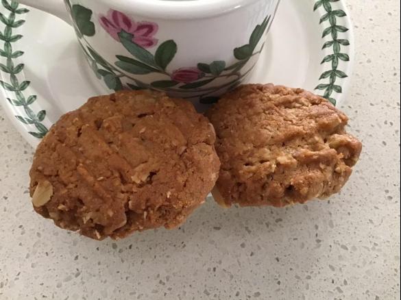 Peanut butter walnut oat biscuits