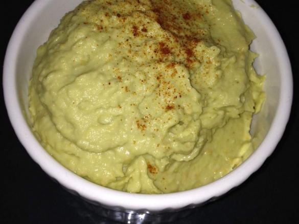 Avocado hommus