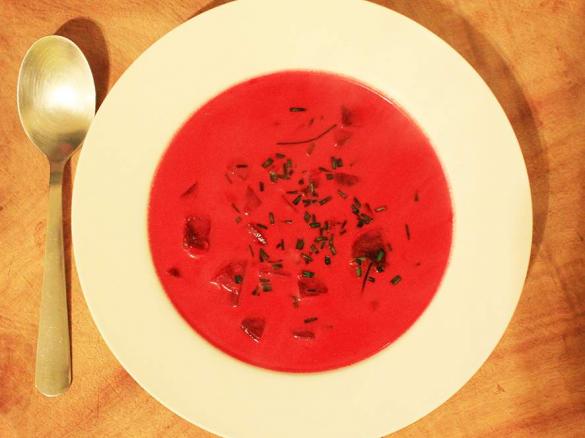 Vegan Beetroot “Eintopf” with Ginger and Coconut milk