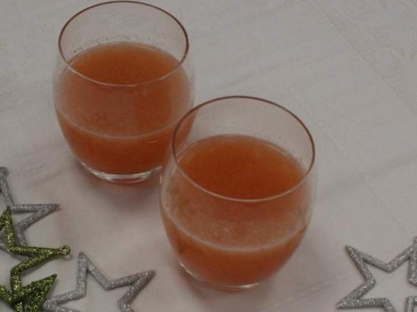 Strawberry Champagne Cocktail