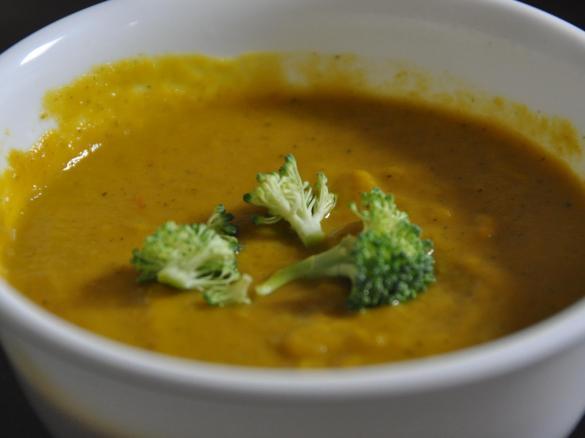 Anti-Cancer Broccoli & Sweet Potato Soup
