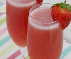 Strawberry champagne cocktail