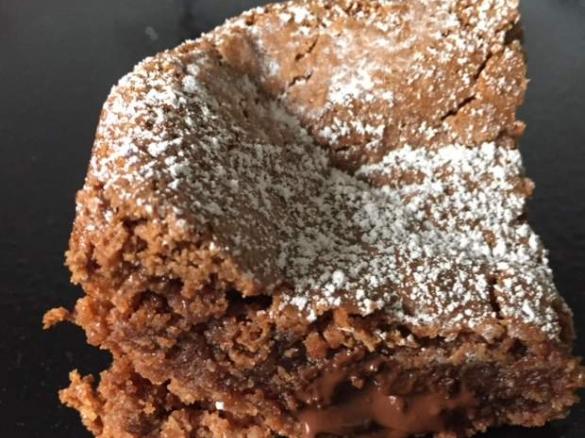 Fudgy Chocolate Slice