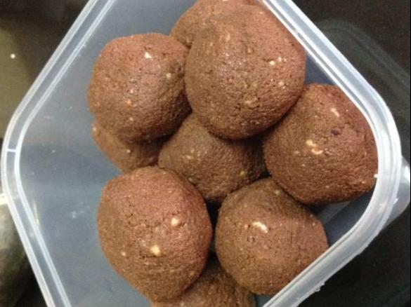 Leftover Almond Pulp Truffles