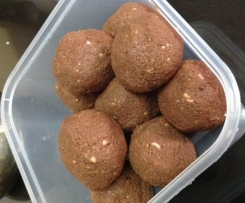 Leftover Almond Pulp Truffles