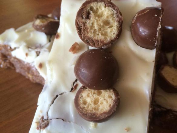 Malteser Slice