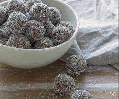 Nut Free Choc Date Balls