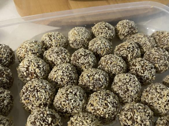 Jilly’s No Fail Rum Balls