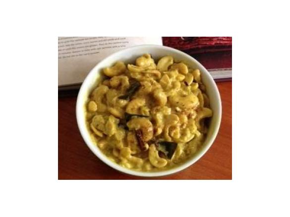 Sri Lankan cashew nut curry - inspired by Peter Kuruvita