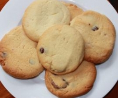 THE MOST YUMMIEST CHOC CHIP COOKIES YOU HAVE EVER TASTED!!!!!!!!!!!!!