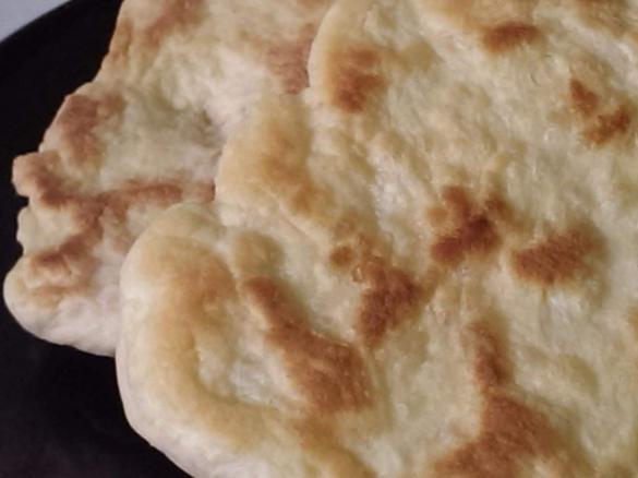 Lebanese Flat Bread (Pita)