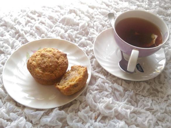 Banana and Date Muffins