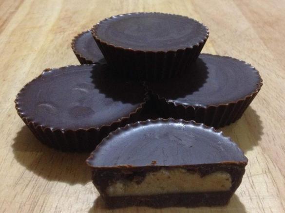 Peanut Butter Cups (Gluten, Dairy and Refined Sugar Free)