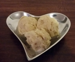 Honey & Macadamia Ice Cream