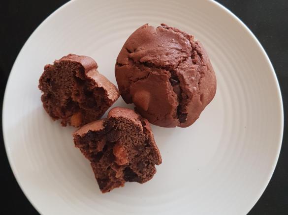 Double chocolate apricot muffins