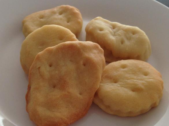 Homemade Ritz Crackers