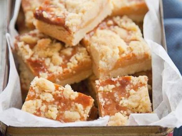 Butterscotch crumble slice