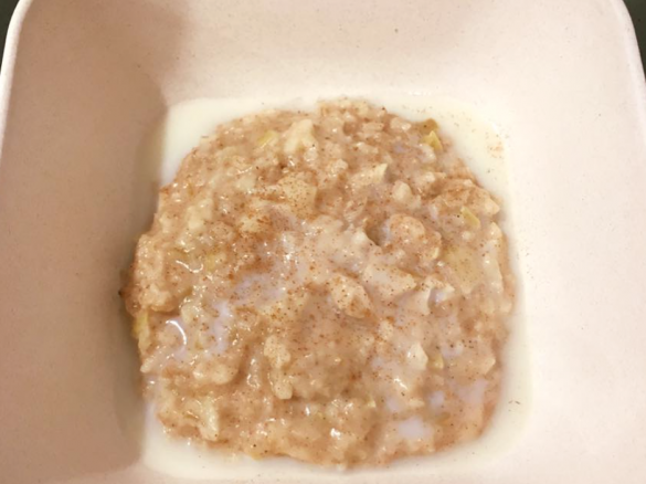 Apple and Cinnamon Porridge