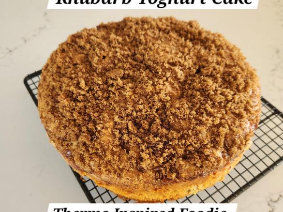 Rhubarb Yoghurt Cake