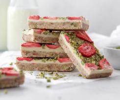 Strawberry and Pistachio Slice