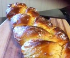 "Tranca" Portuguese Braid sweet bread.