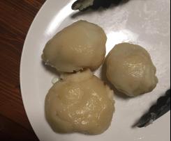 Low fodmap steamed Chinese 5 spice chicken buns