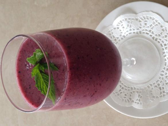 Complete Breakfast Health Junkie Smoothie