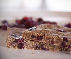 Baked Cranberry & Orange Breakfast Bars (converted from Deliciously Ella)