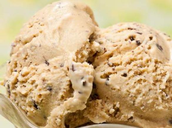 Easy Baileys choc-chip Ice-cream 