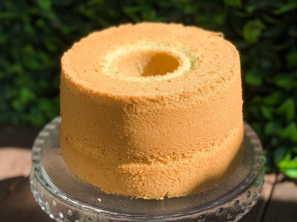 Pandan Chiffon Cake