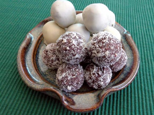 Cranberry Snowballs
