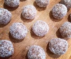 Caramel Salted Protein Balls