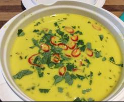 FODMAP friendly Lemon and coconut chicken soup