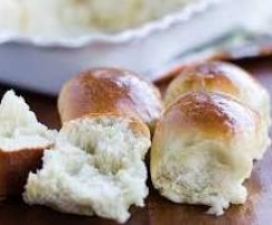 Soft Fluffy Bread Rolls