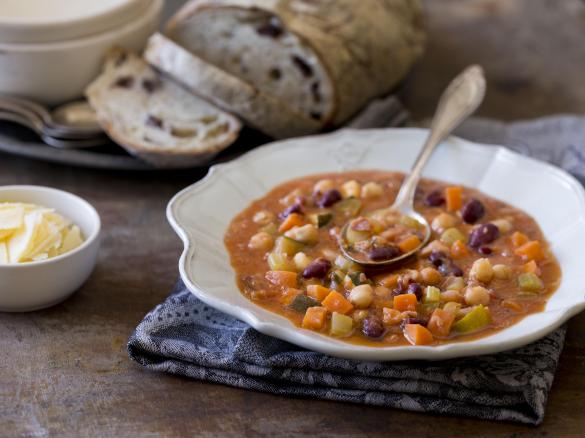 Tuscan bean soup