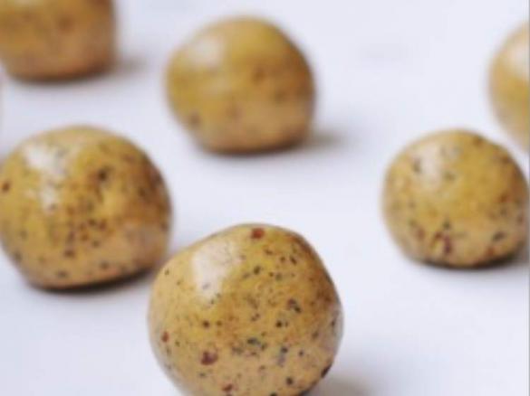 Chia Peanut butter balls