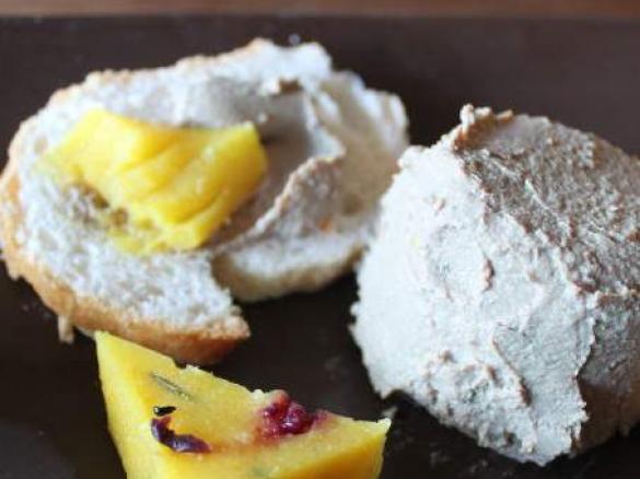 orange, pepperberry jelly & duck liver pate